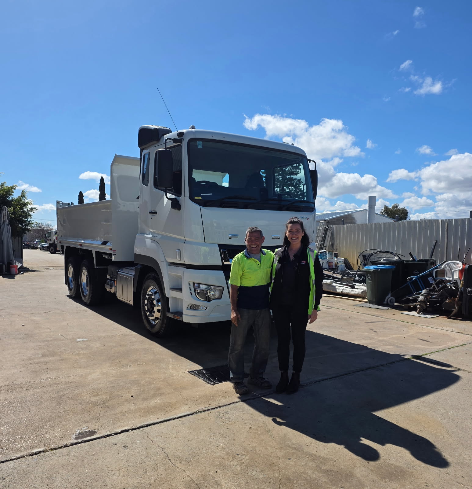 Fuso Shogun 460hp 6x4 Tipper.